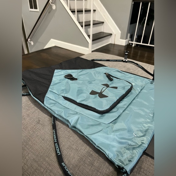 BRAND NEW WITH TAG & PACKAGING | Unisex UA Undeniable Sackpack - Picture 3 of 5
